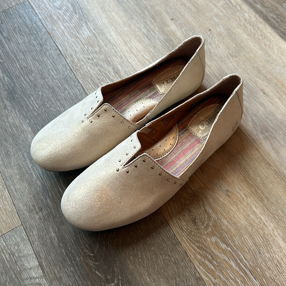 NWOT Born Gold Sebra Loafers